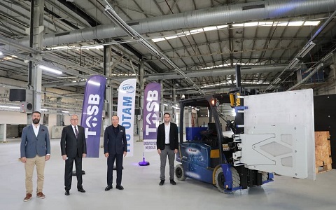 <BR>Sürücüsüz Forklift Çalışmaları